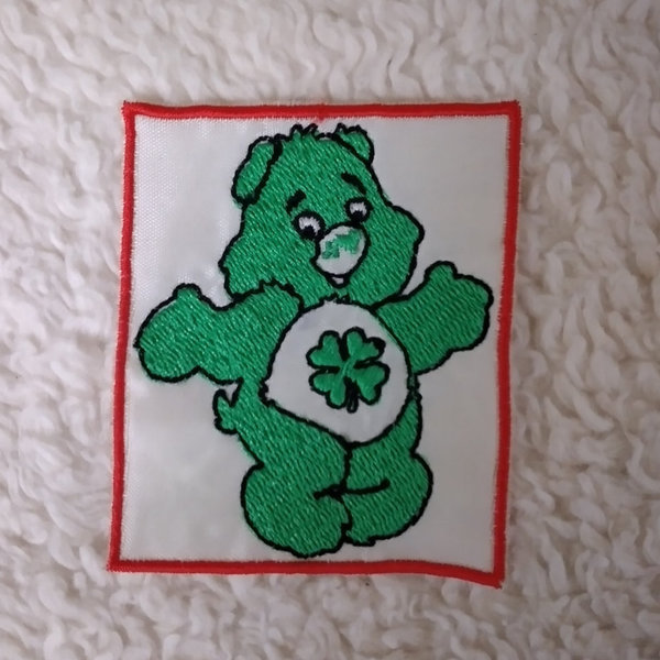 Aufnäher Glücksbärchi mit Kleeblatt der grüne Bär ist eine tolle Applikation für Kinder und Babys